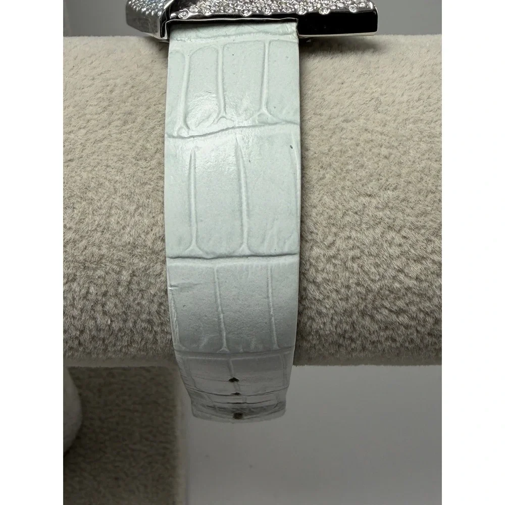Victoria Wieck B4331 New Battery Ladies MOP Watch 30MM 7